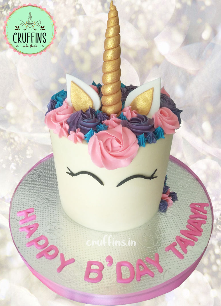 White Unicorn Theme Cake