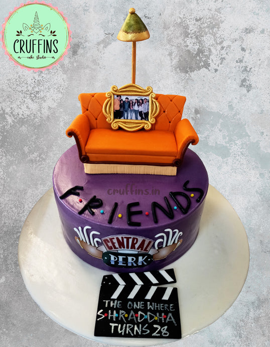 friends lamp and sofa cake