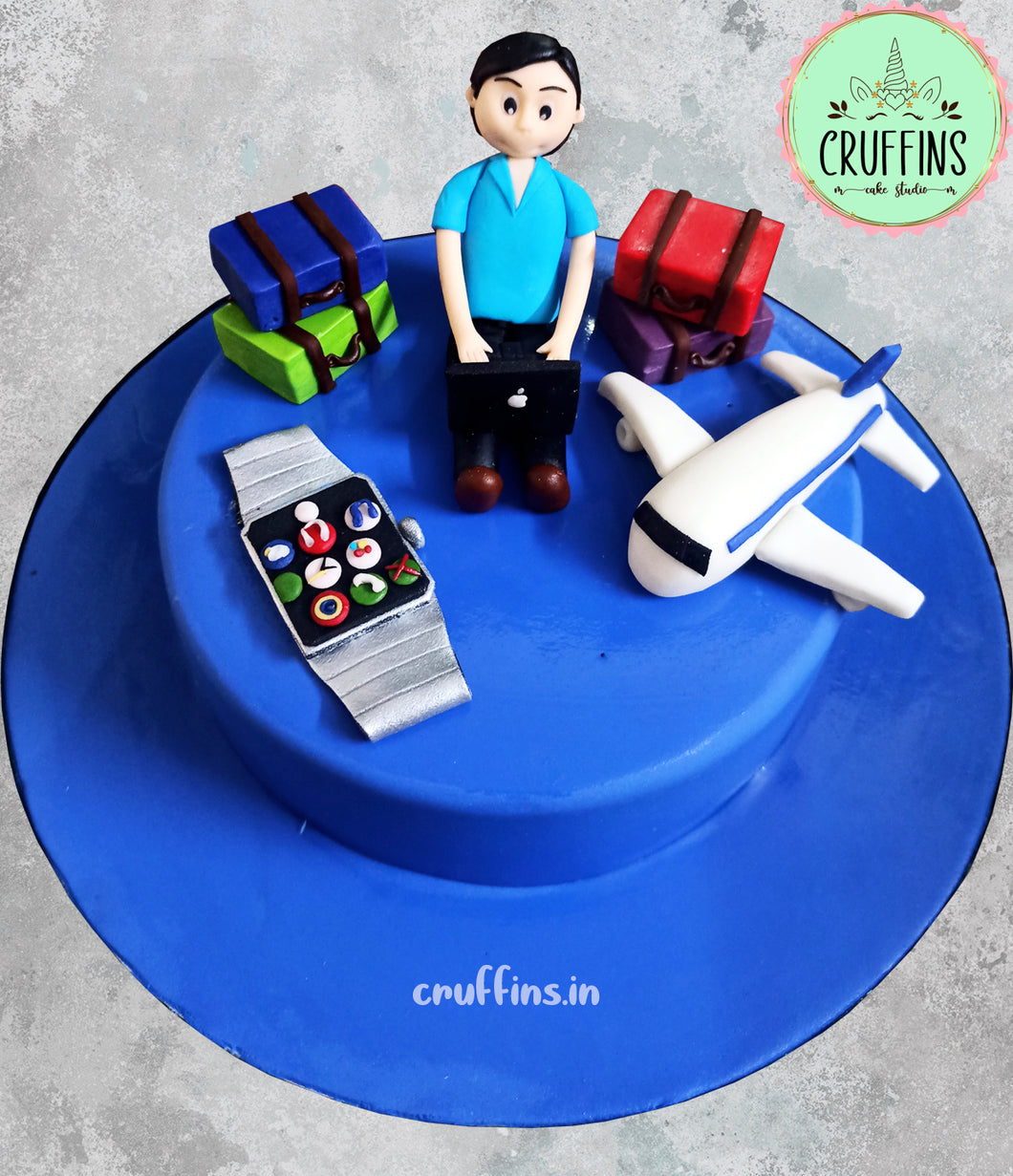 traveller theme cake