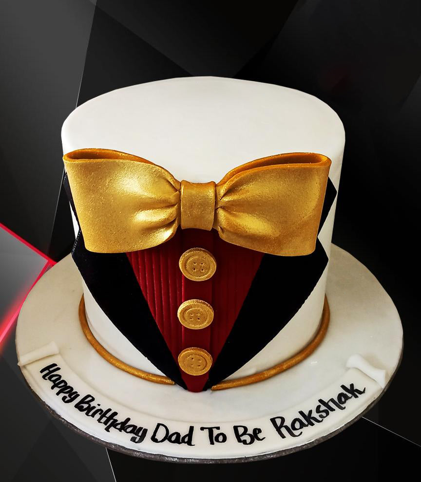 white-mens-tuxedo-and-shirt-cake